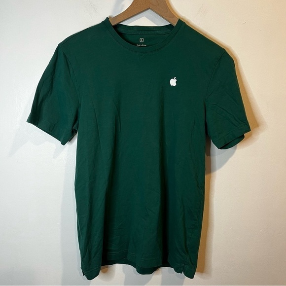 Men’s | Apple Employee Green T-Shirt | Small - Picture 1 of 7